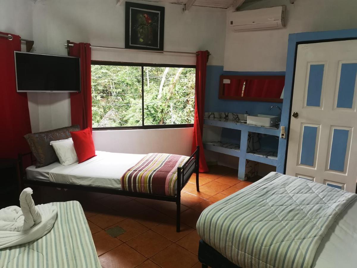 Cabinas Cafe Del Mar Hotel Manuel Antonio Exterior photo
