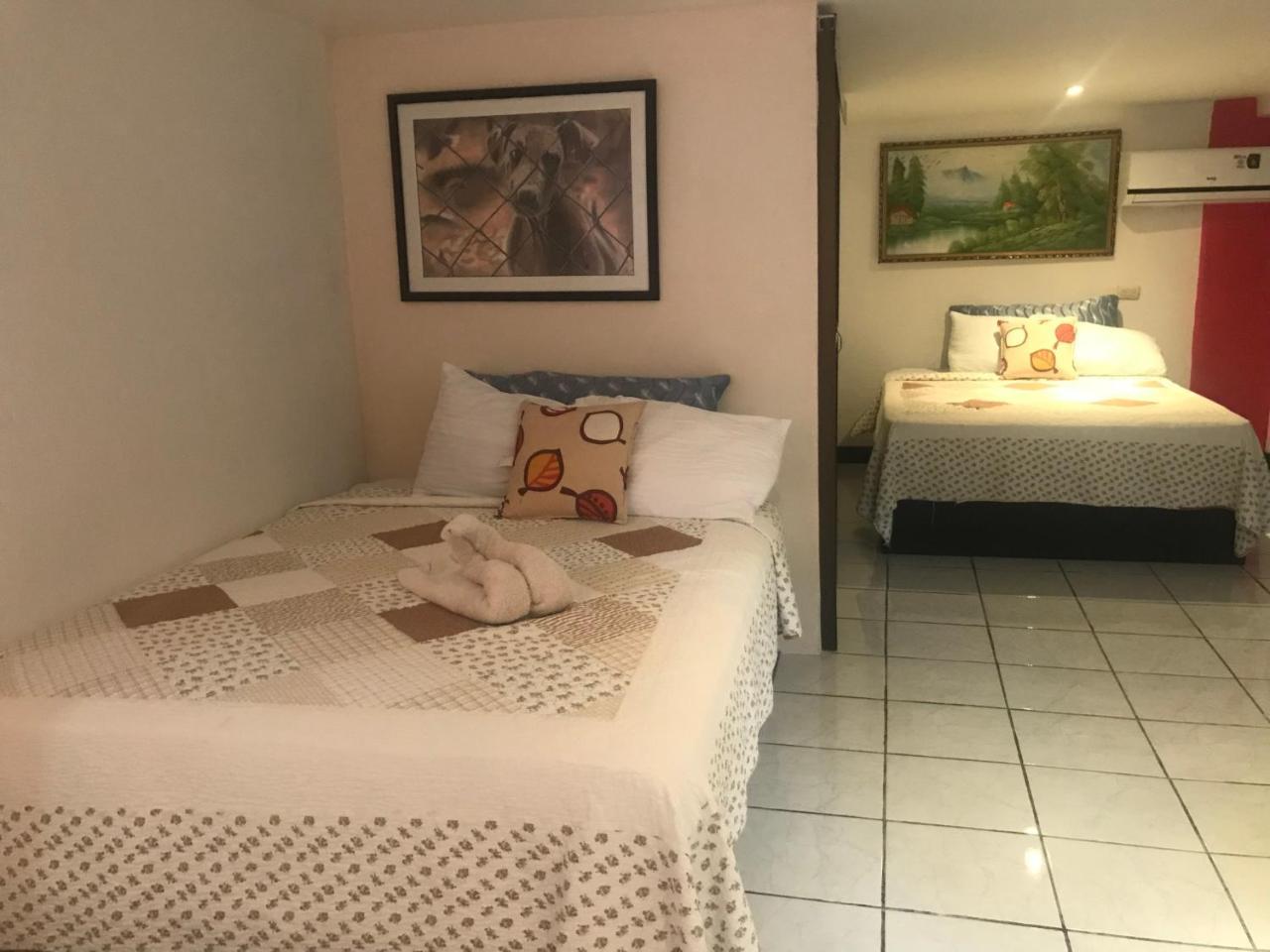 Cabinas Cafe Del Mar Hotel Manuel Antonio Exterior photo