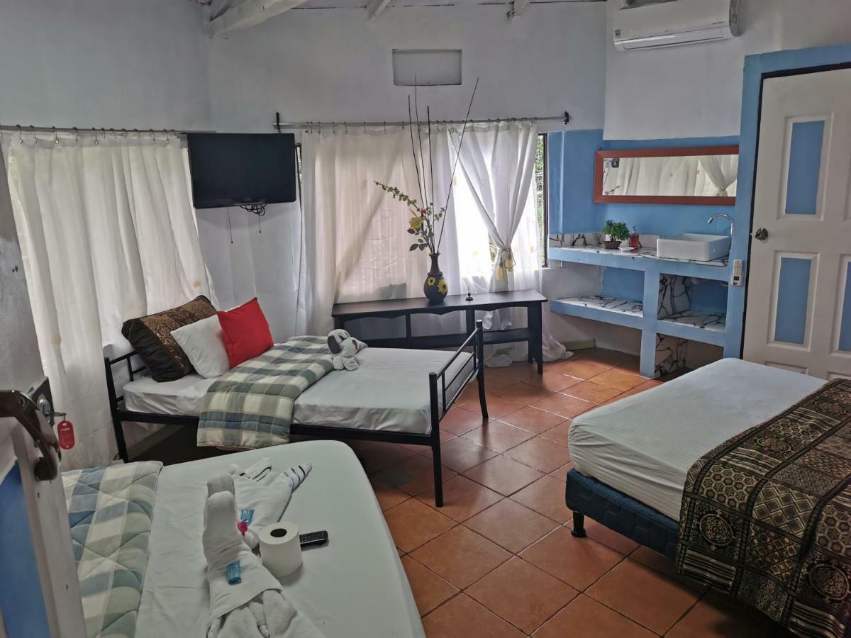 Cabinas Cafe Del Mar Hotel Manuel Antonio Exterior photo